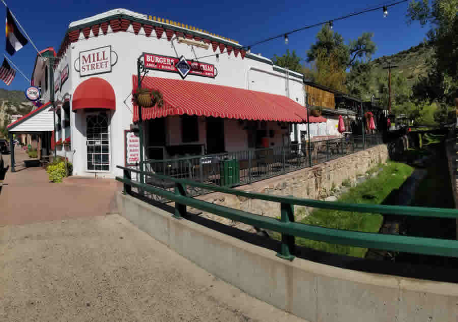 Creekside Seating